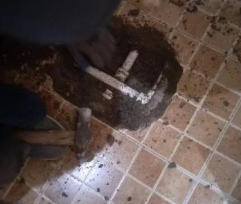 岳阳卫生间漏水维修公司为您分享下卫生间渗水如何处理及注意事项